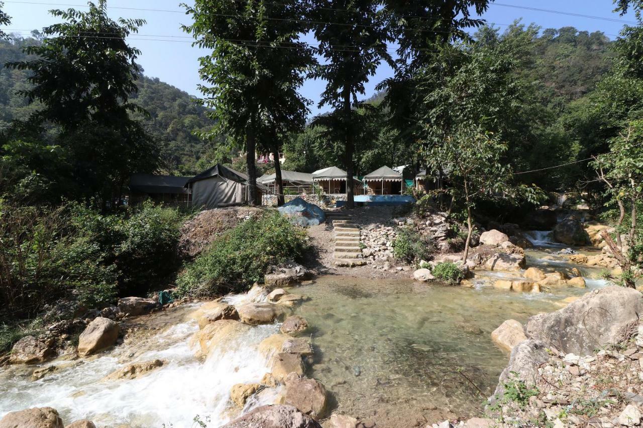 Oyo 23439 Tapovan Heights Camp & Resort Narendra Nagar 外观 照片